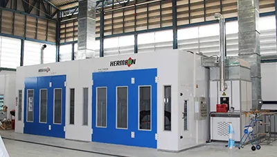 Cabine de peinture automobile