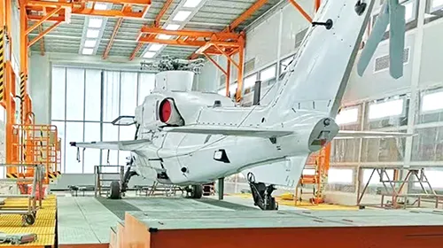 Cabine de peinture aéronautique