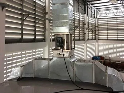 Cabine de peinture pour menuiserie