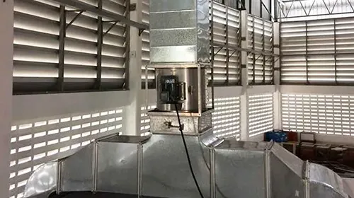 Cabine de peinture pour menuiserie